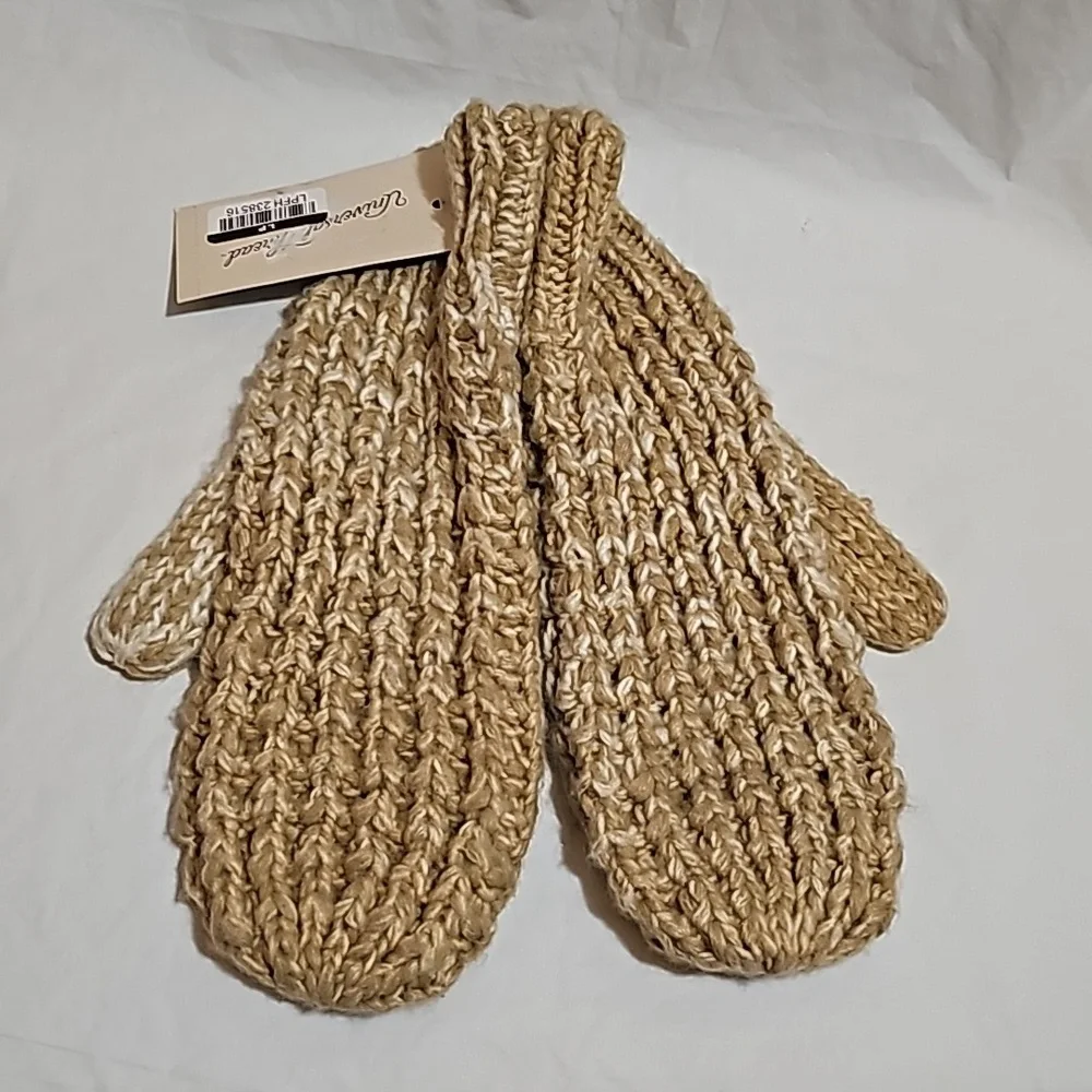 Universal Thread Women's One Size Tan Mittens New